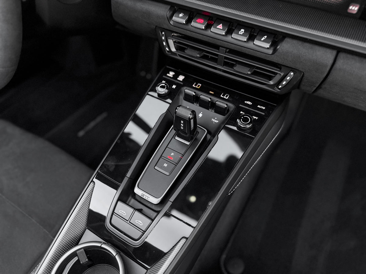 Porsche 911 Targa 4GTS 2022 — foto 12 de 16