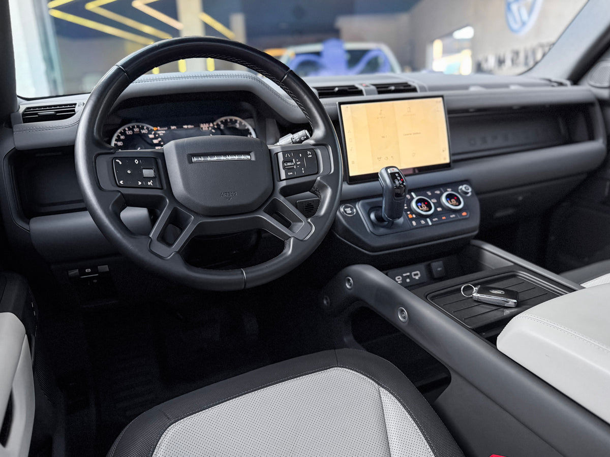 Land Rover Defender X-Dynamic HSE 2023 — foto 6 de 18