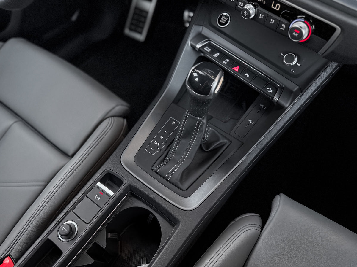 Audi Q3 SPB Perf. Black Plus 2024 — foto 12 de 16