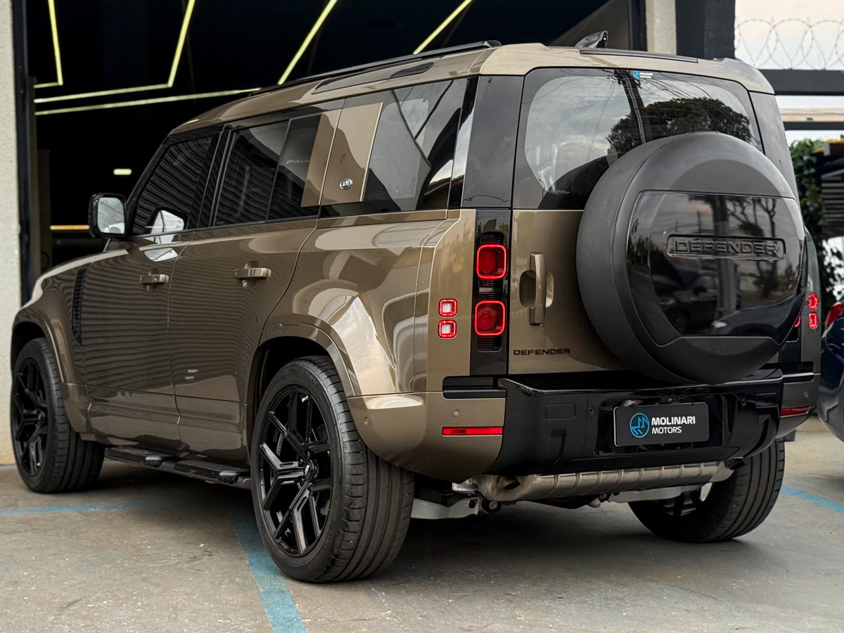 Land Rover Defender HSE 2022 — foto 3 de 16