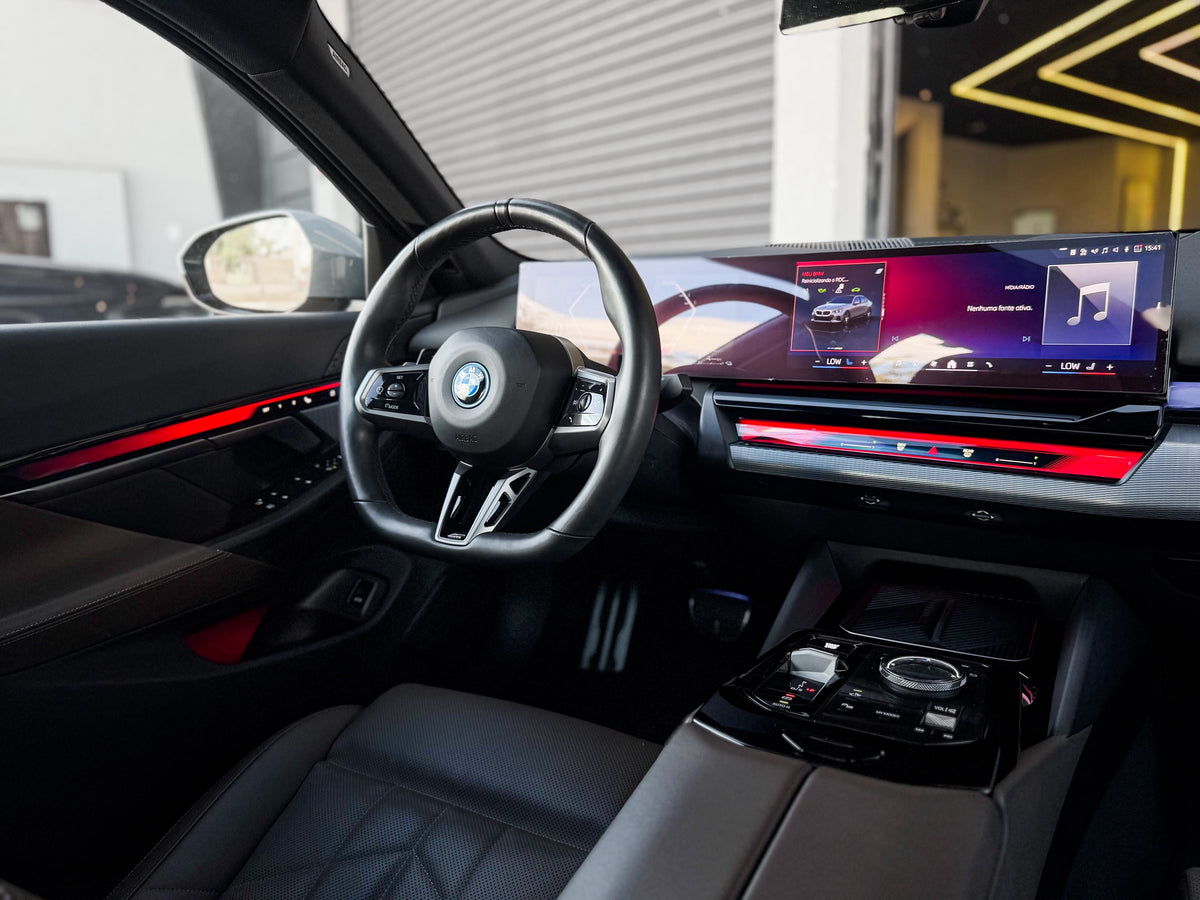 BMW 530e M Sport 2025 — foto 7 de 16