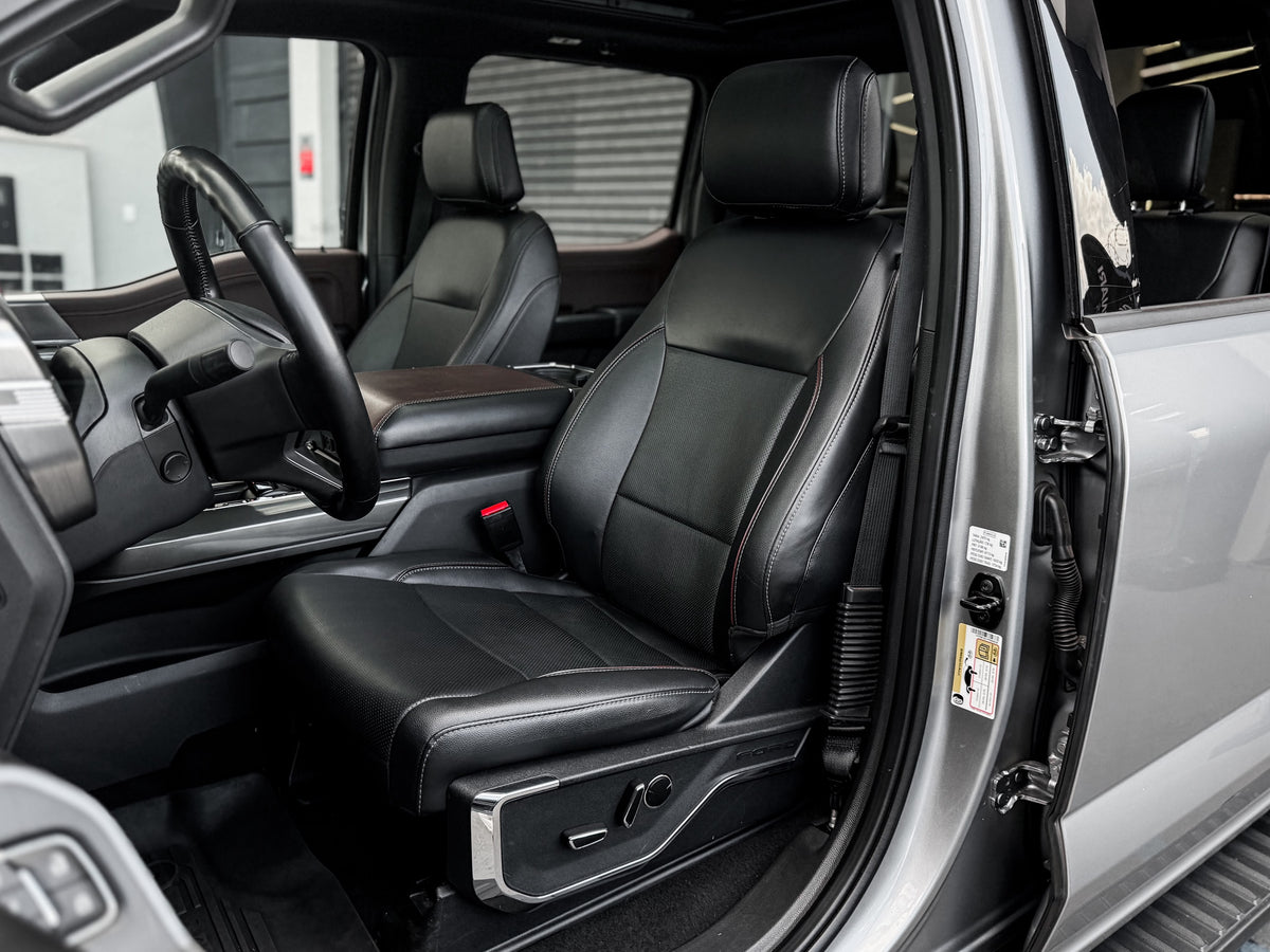 Ford F-150 Lariat 2023 — foto 8 de 16