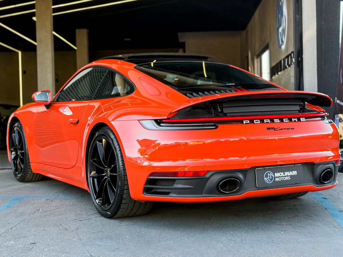 Porsche 911 Carrera 2020 — foto 3 de 17