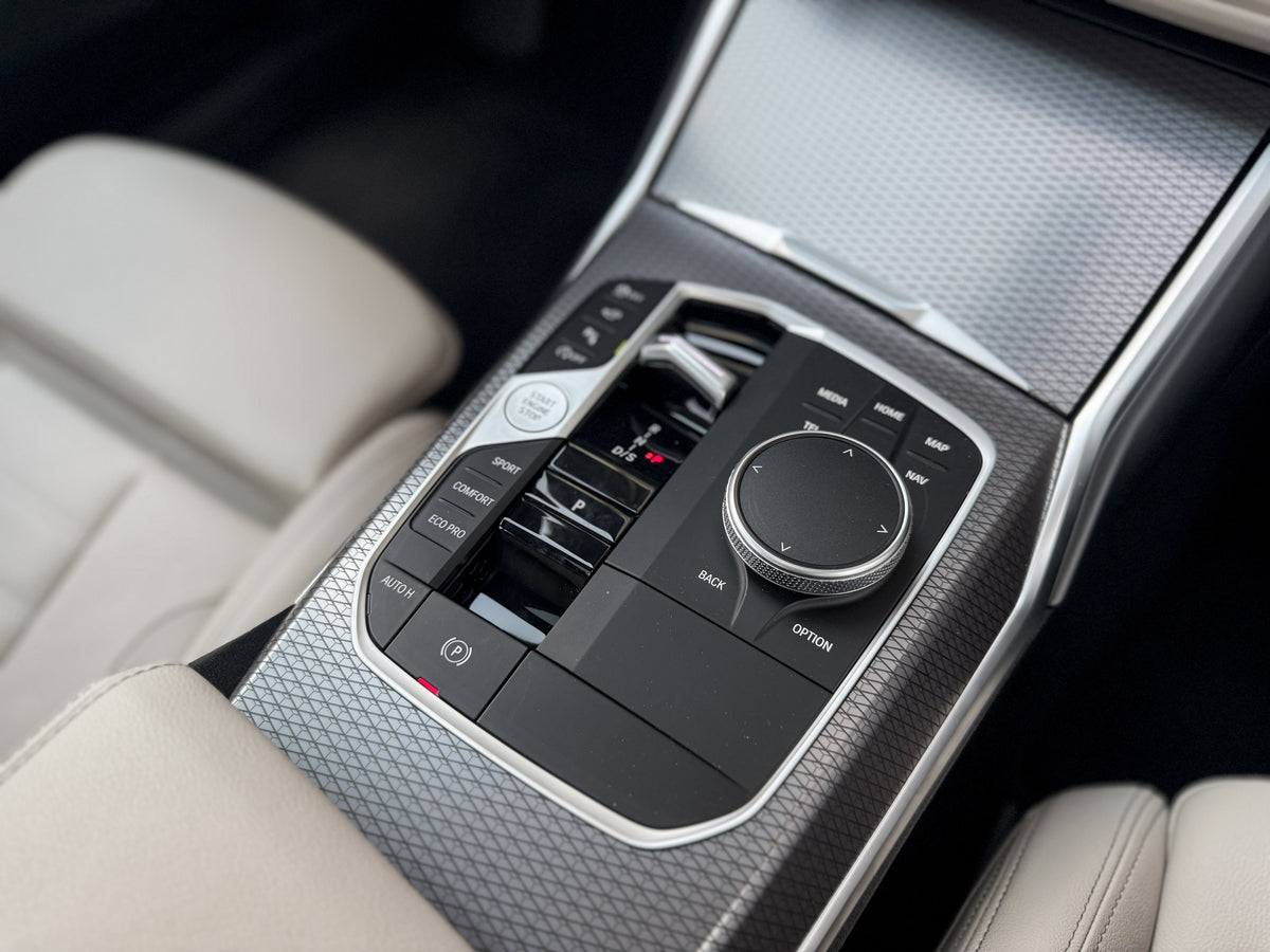 BMW 320i M Sport 2026 — foto 11 de 15