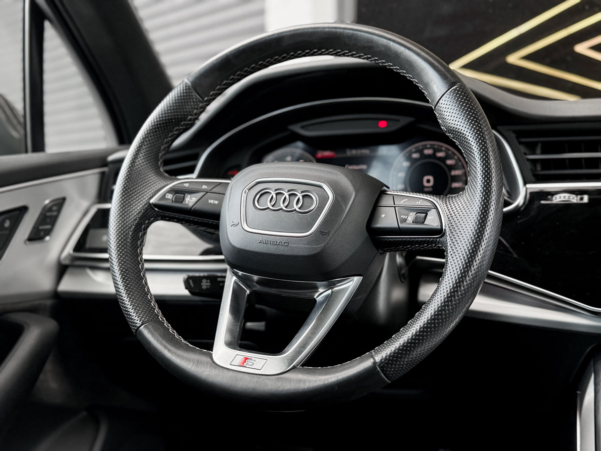 Audi Q7 S-Line 2022 — foto 13 de 16