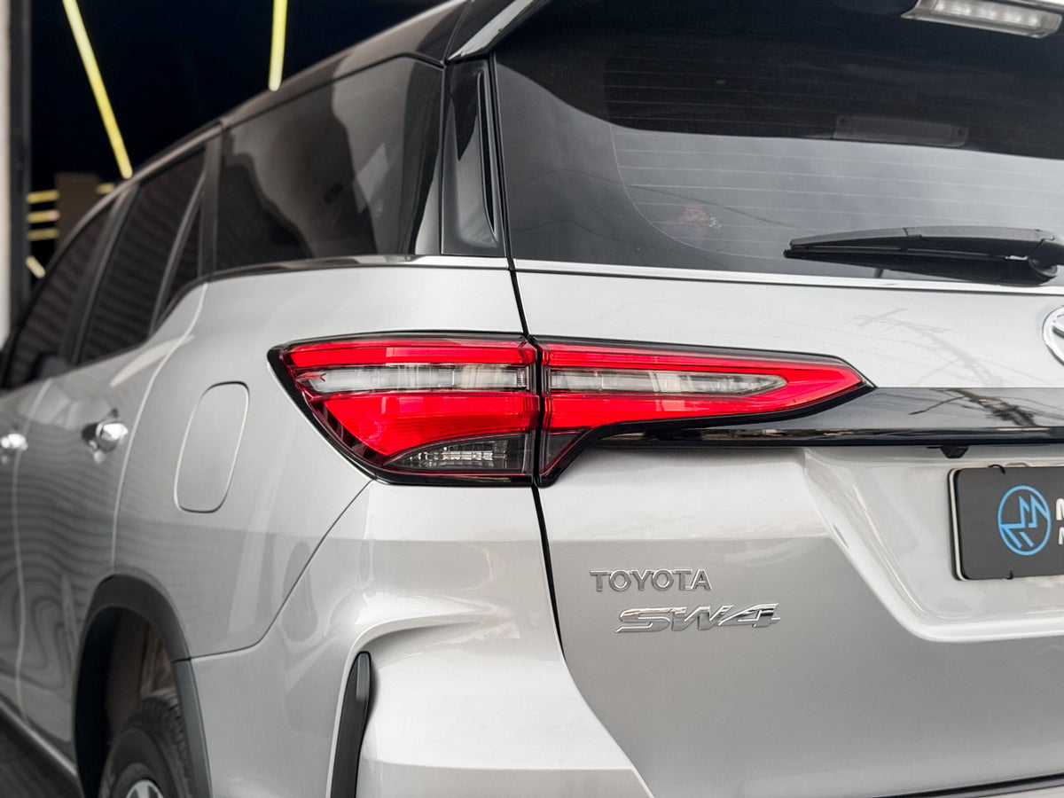 Toyota Hilux SW4 Diamond 2024 — foto 16 de 18