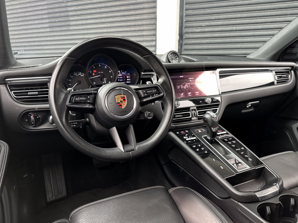 Porsche Macan 2022 — foto 6 de 16