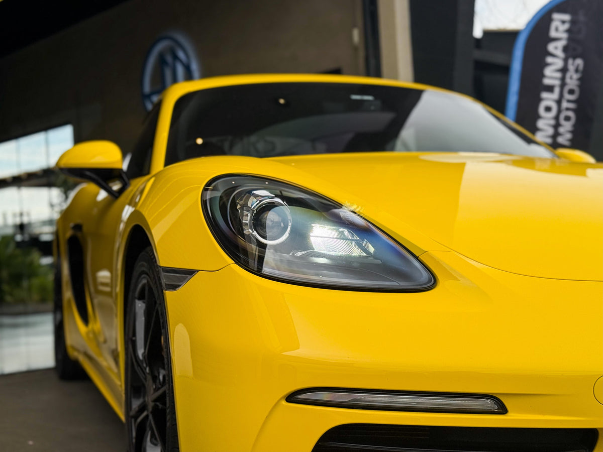 Porsche 718 Cayman 2019 — foto 14 de 15