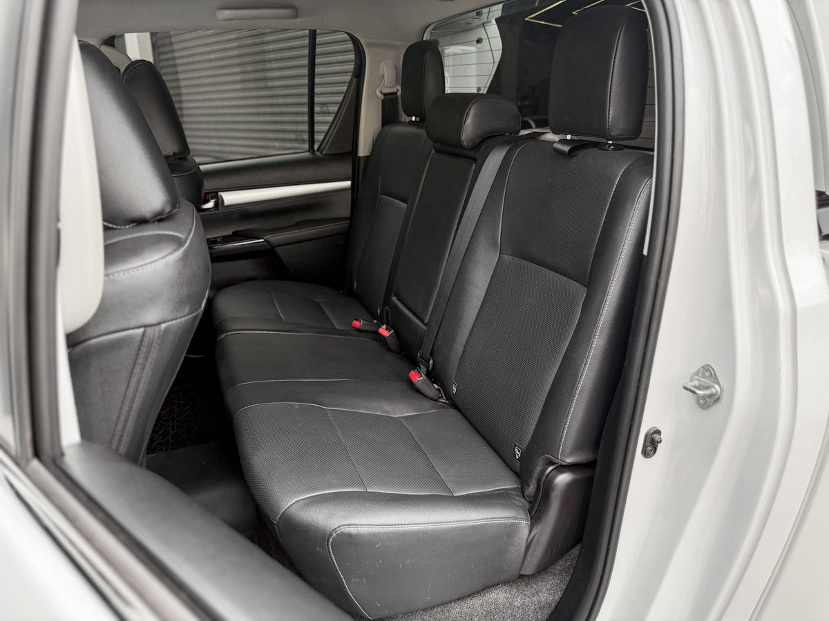 Toyota Hilux SRX Plus 2025 — foto 9 de 16