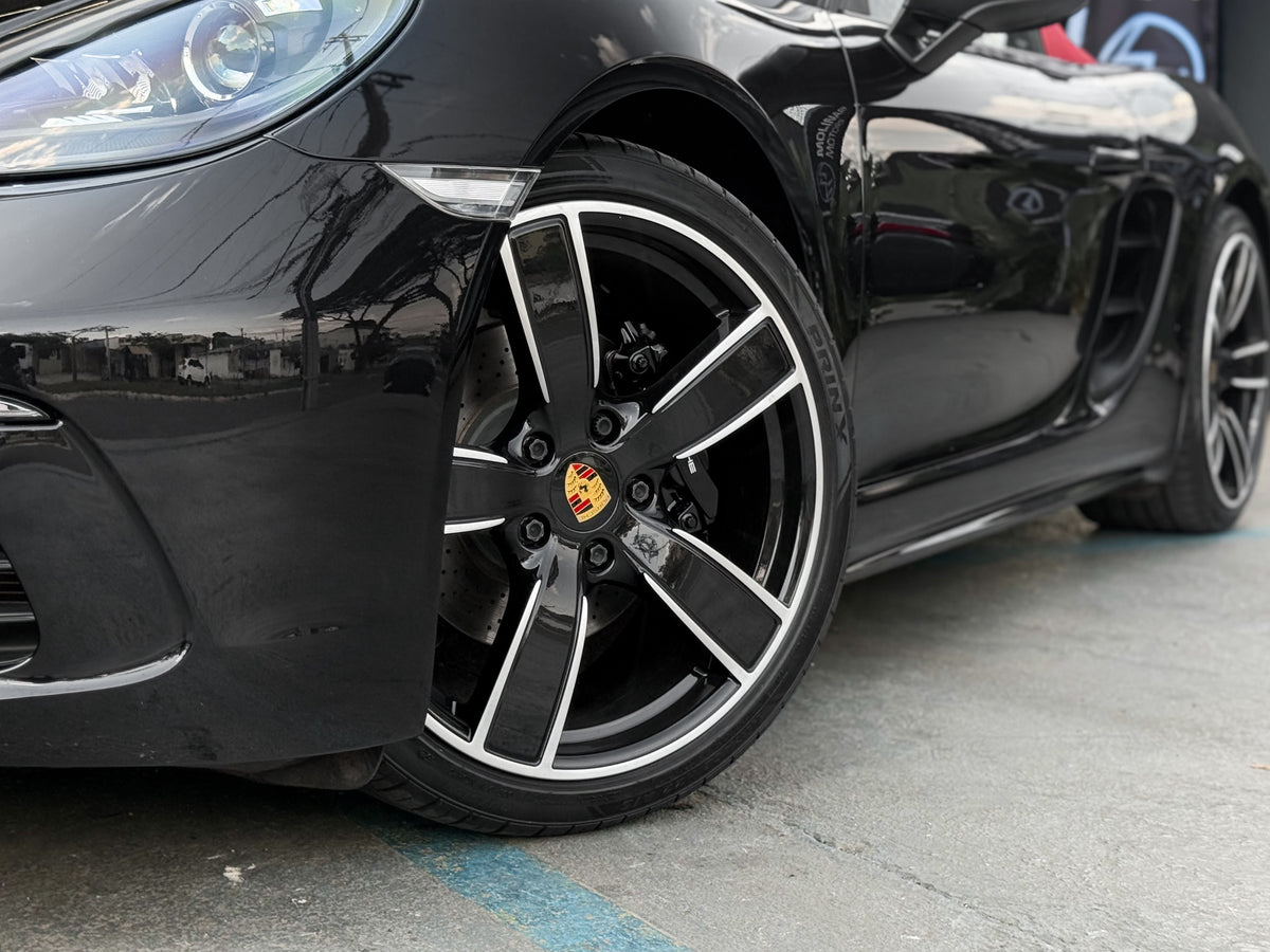 Porsche 718 Boxster 2019 — foto 16 de 16