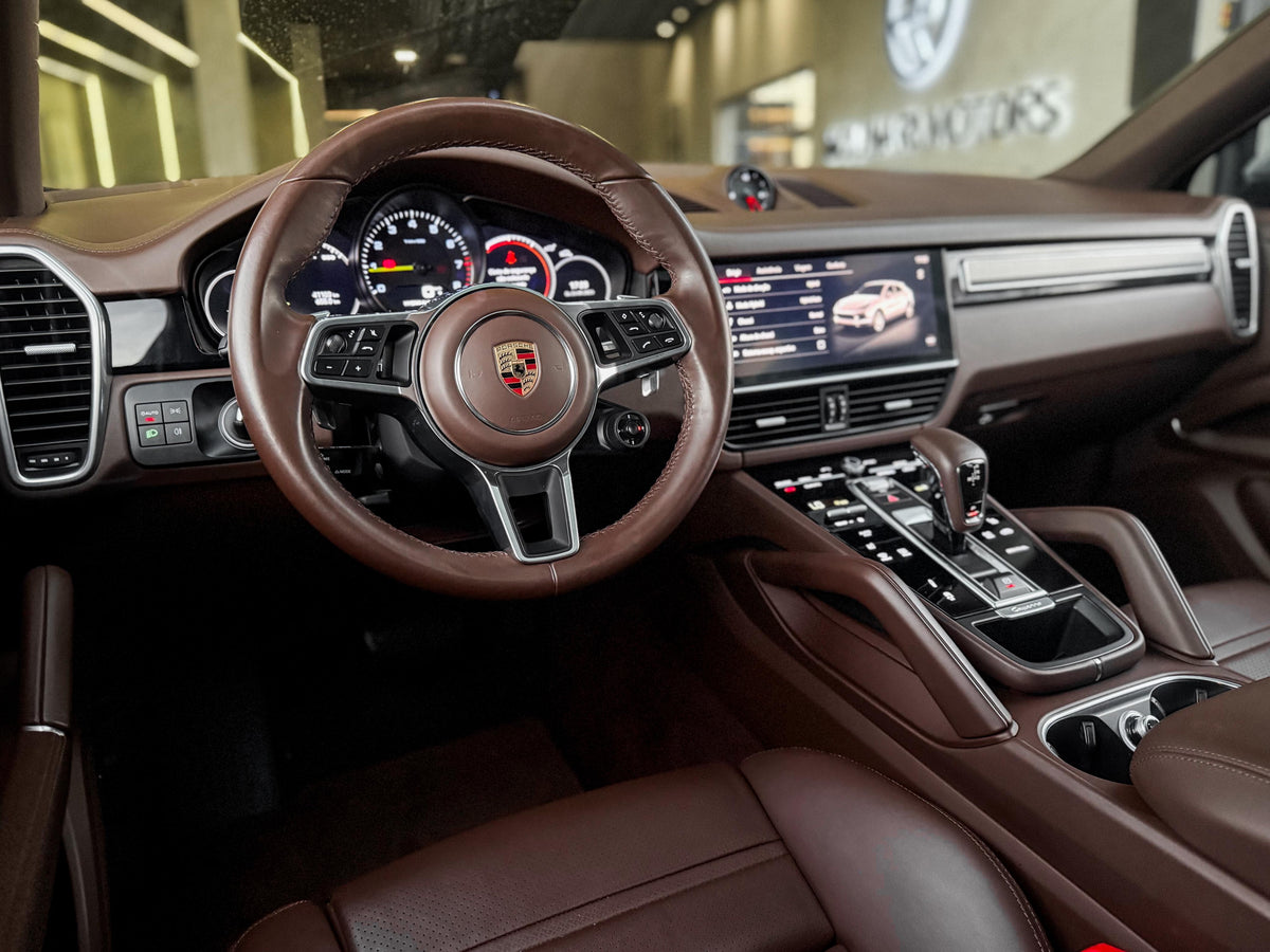 Porsche Cayenne Coupé Platinum Edition 2023 — foto 6 de 16