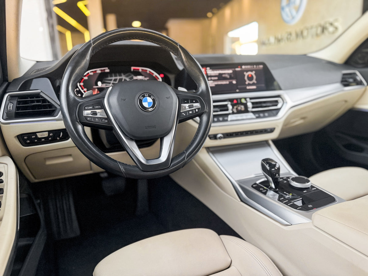 BMW 320i Sport GP 2021 — foto 6 de 16
