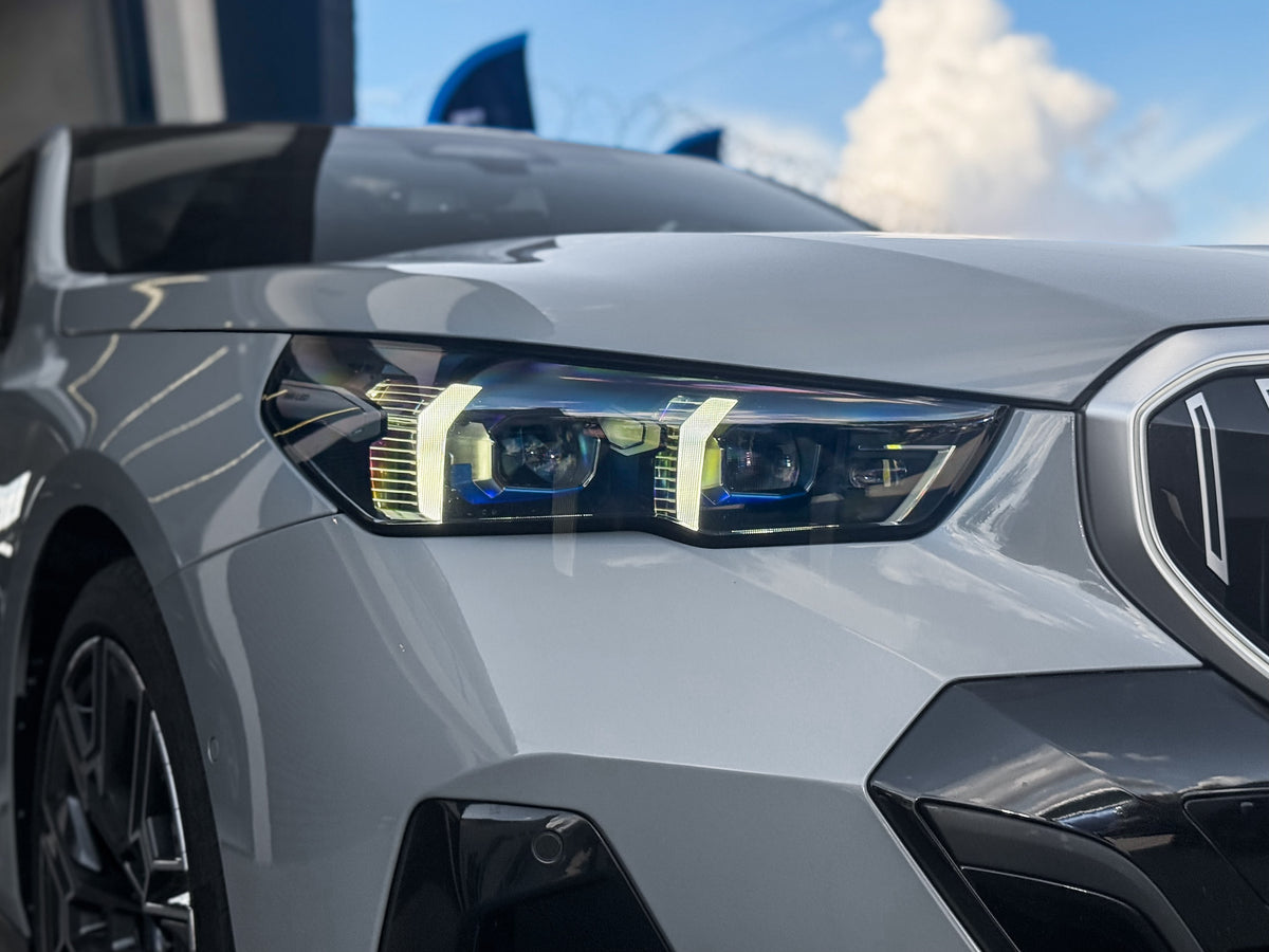 BMW 530e M Sport 2025 — foto 15 de 16