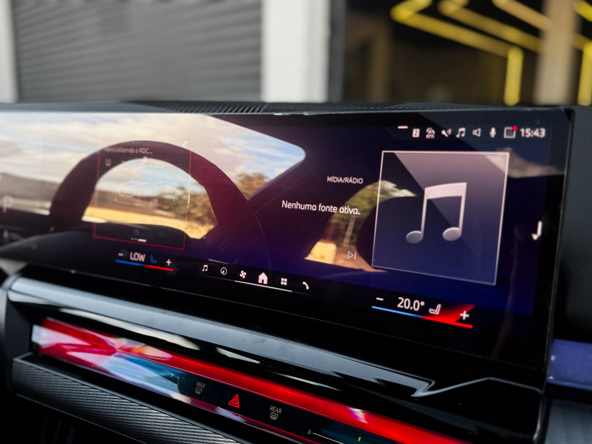 BMW 530e M Sport 2025 — foto 10 de 16