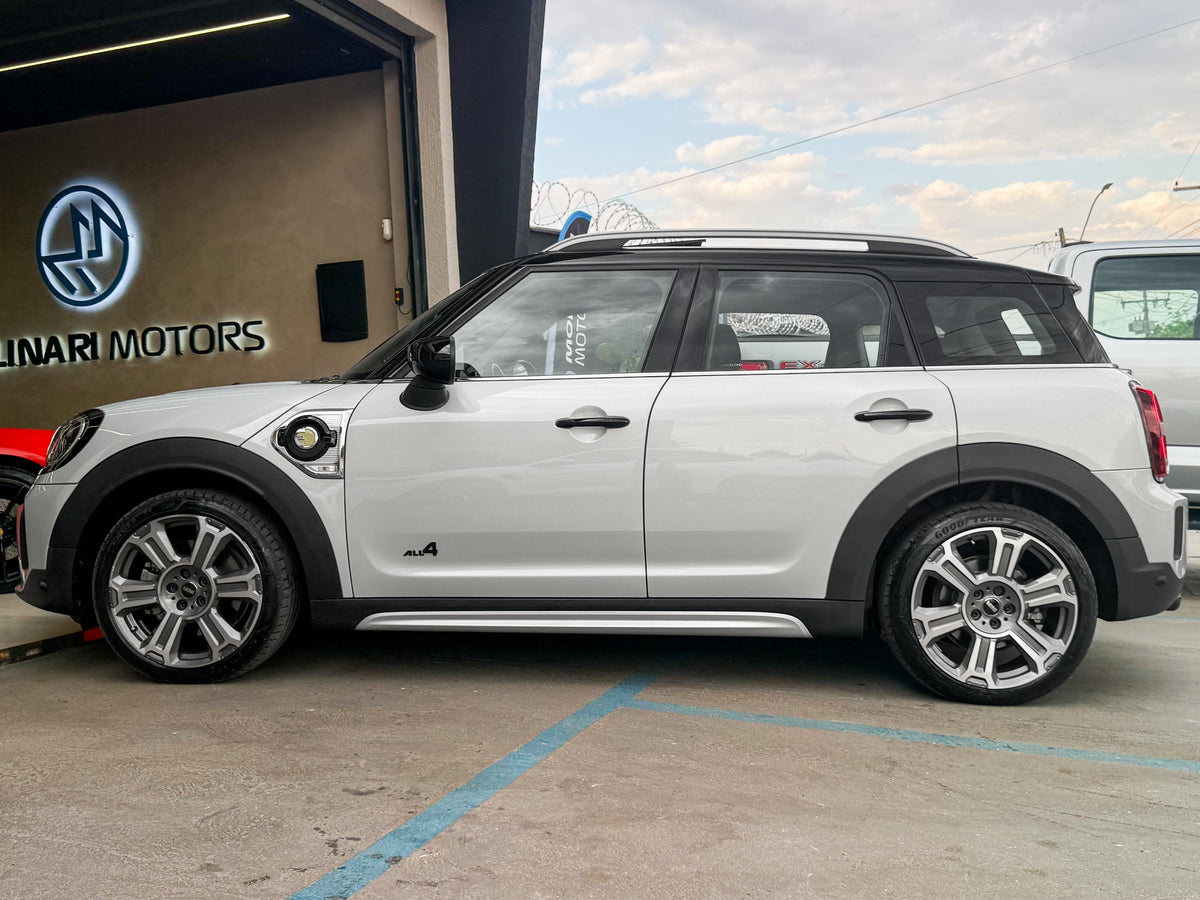 MINI Cooper Countryman — foto 5 de 16