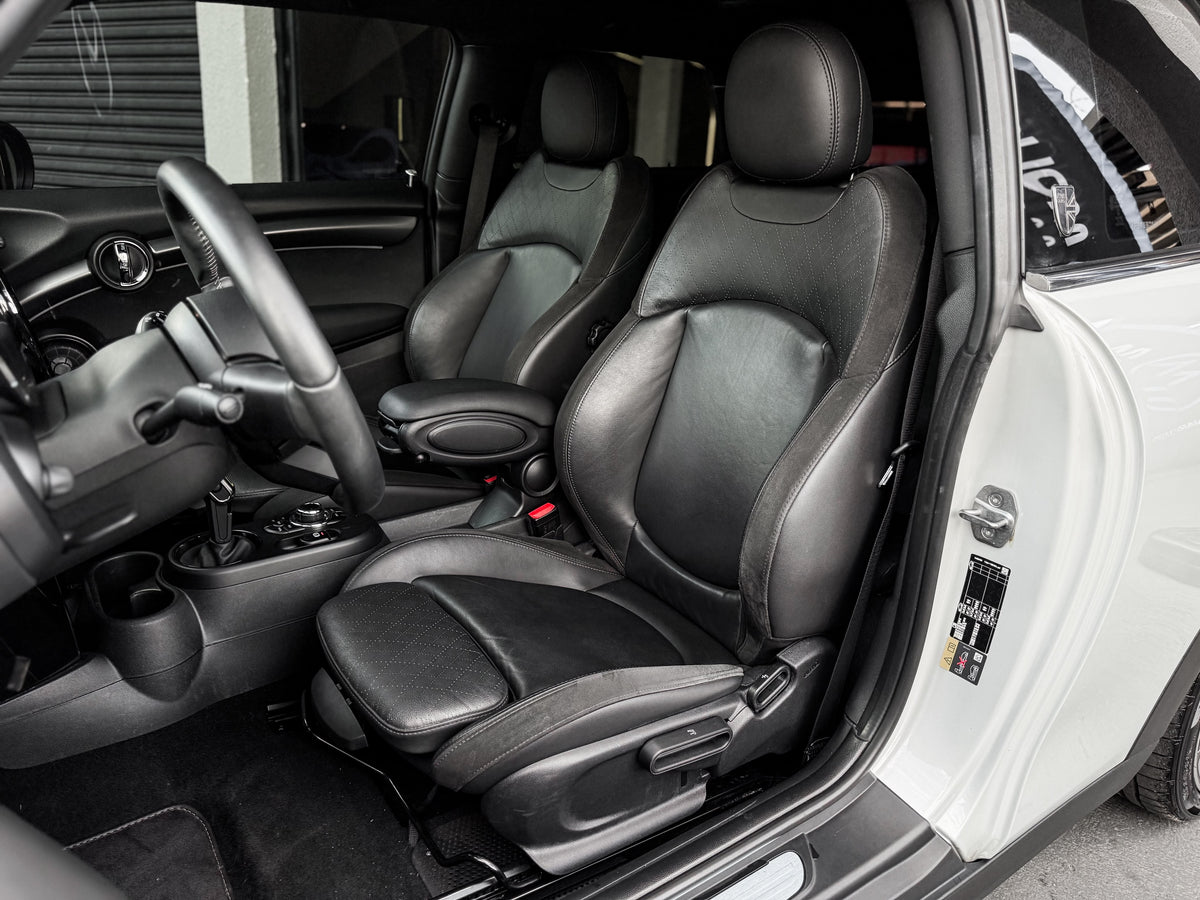 MINI Cooper SE 2023 — foto 8 de 16