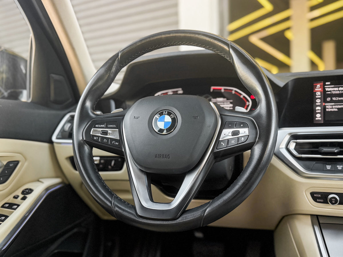 BMW 320i Sport GP 2021 — foto 13 de 16