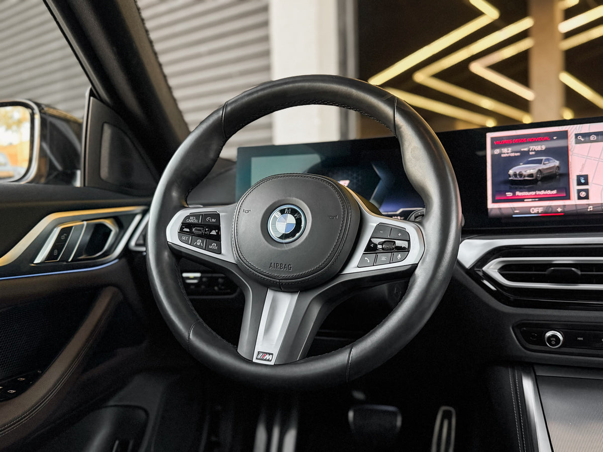BMW i4 eDrive 35 M Sport 2024 — foto 12 de 15