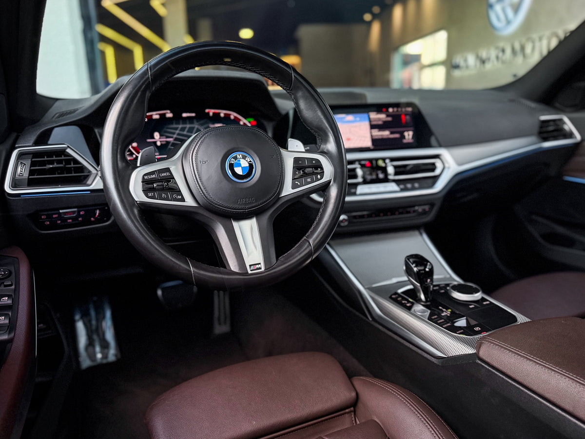 BMW 330e M Sport 2022 — foto 6 de 16