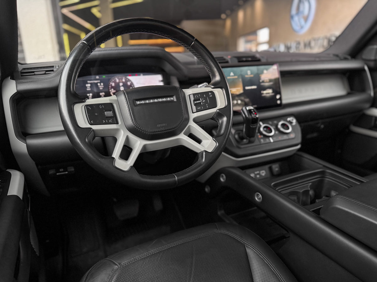 Land Rover Defender HSE 2022 — foto 6 de 16