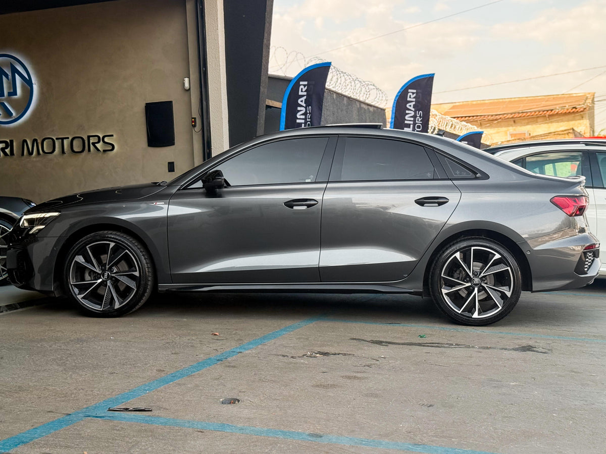 Audi A3 Performance Black 2023 — foto 5 de 16