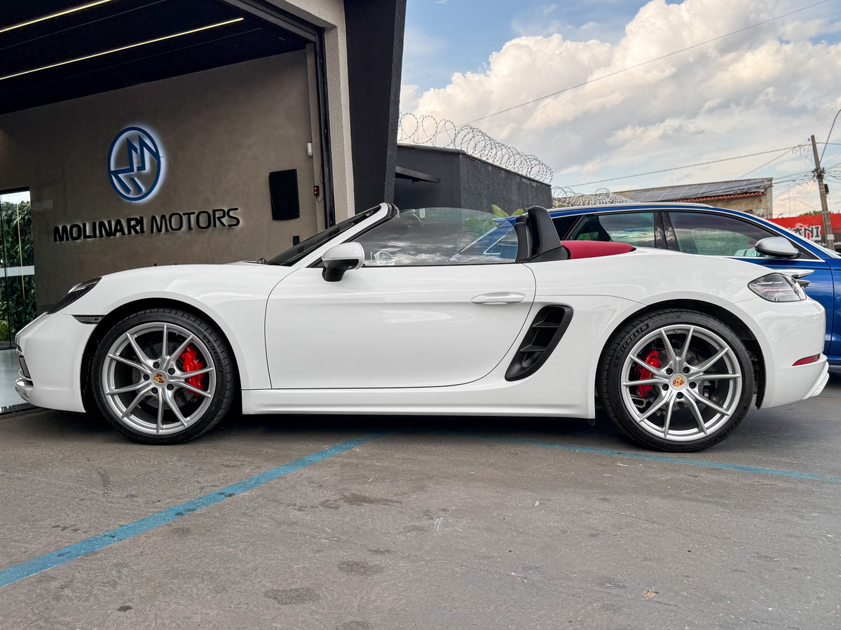 Porsche 718 Boxster 2024 — foto 6 de 16