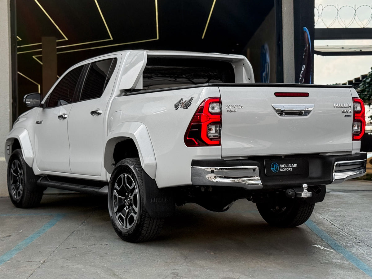 Toyota Hilux SRX Plus 2025 — foto 3 de 16